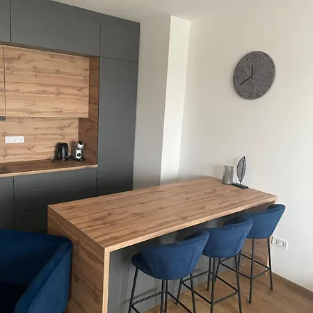 Riverside Luxory Apartman *