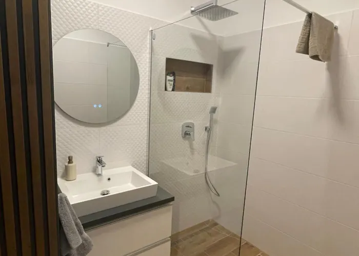 Riverside Luxory Apartman